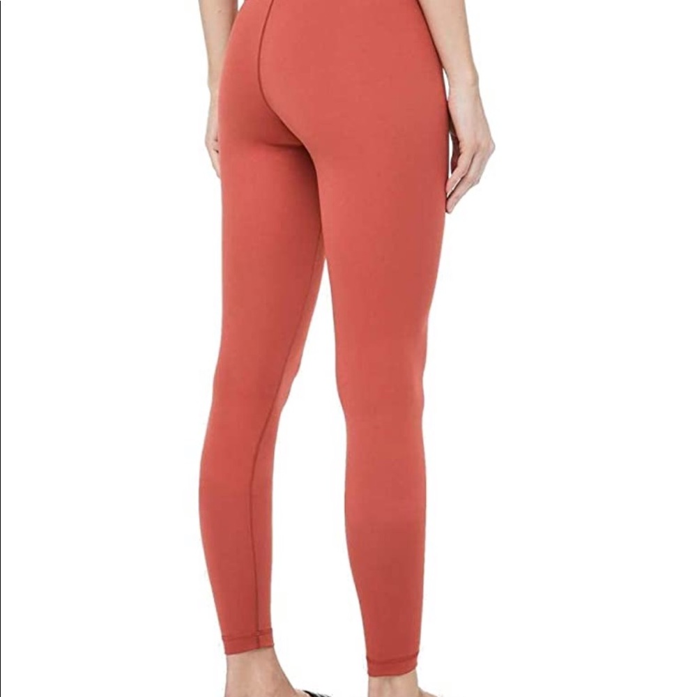 LULULEMON Wunder Under Hi-Rise Tight 28" size 12